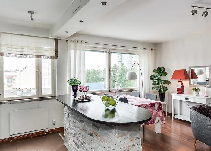 Lägenhet Pohjantaehti